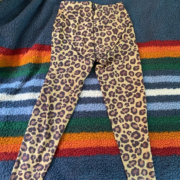 Adam Selman leopard high waisted leggings! 🐆 - Picture 4 of 4
